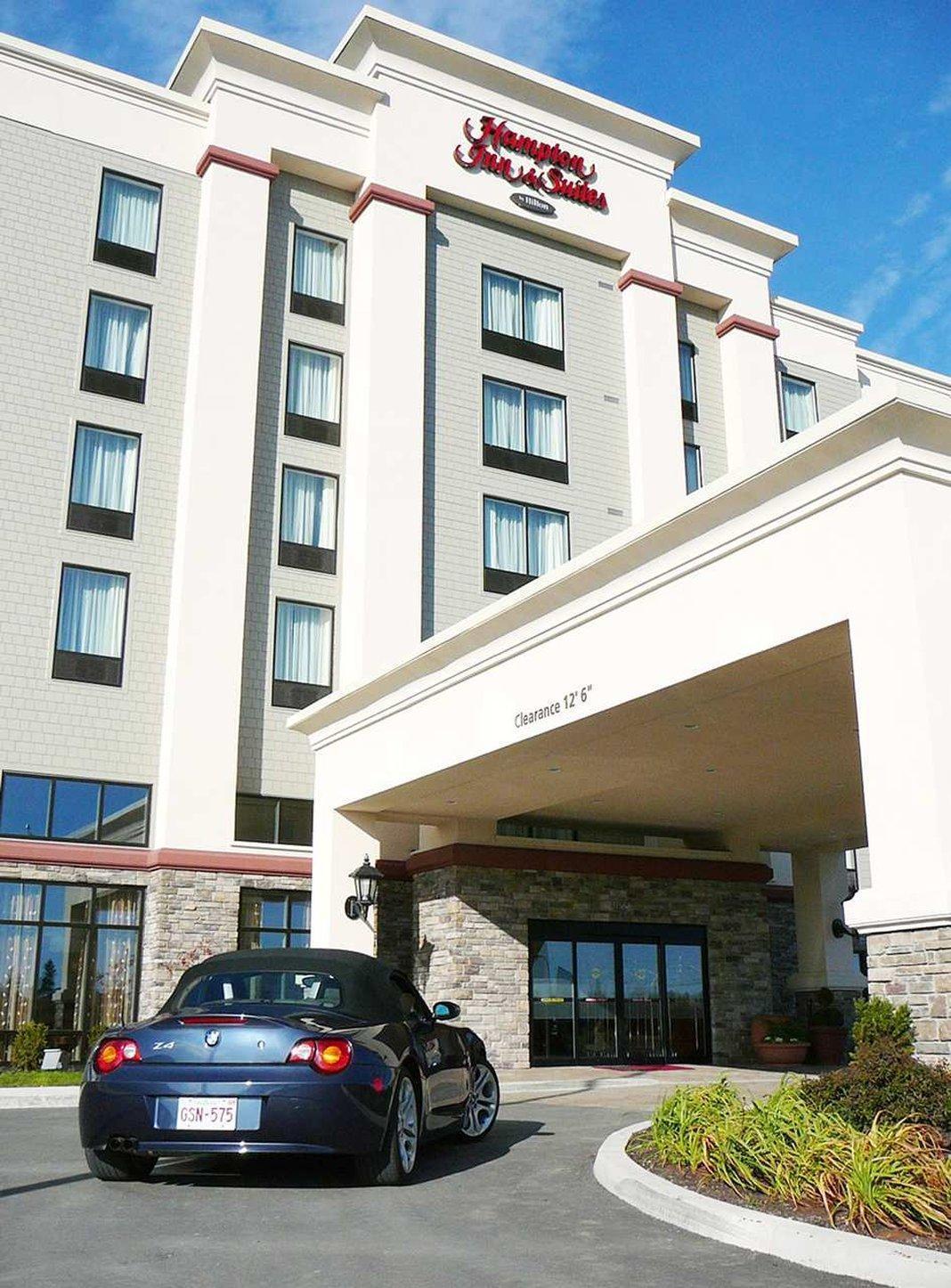 Hampton Inn & Suites By Hilton Moncton Extérieur photo