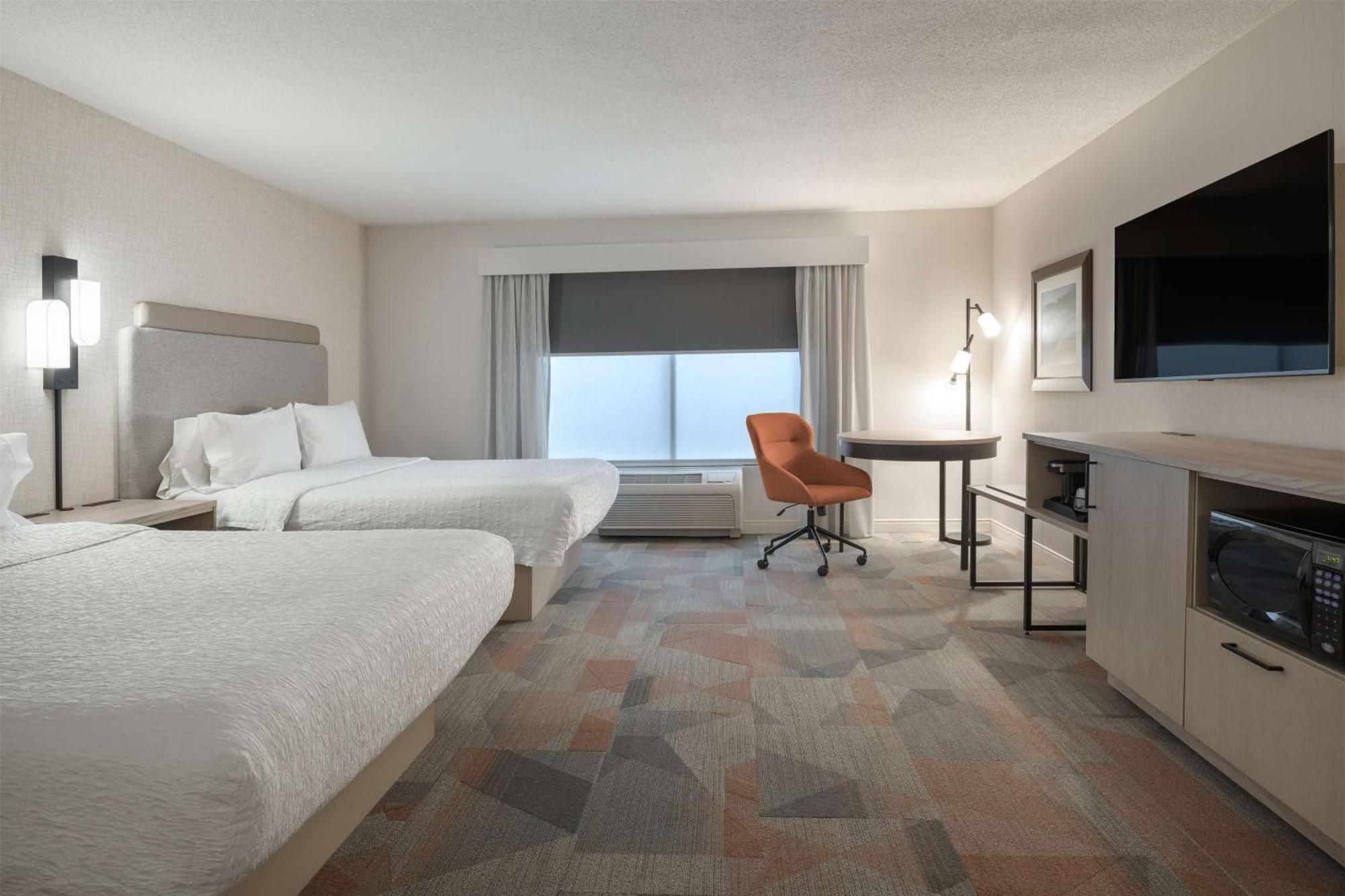 Hampton Inn & Suites By Hilton Moncton Extérieur photo